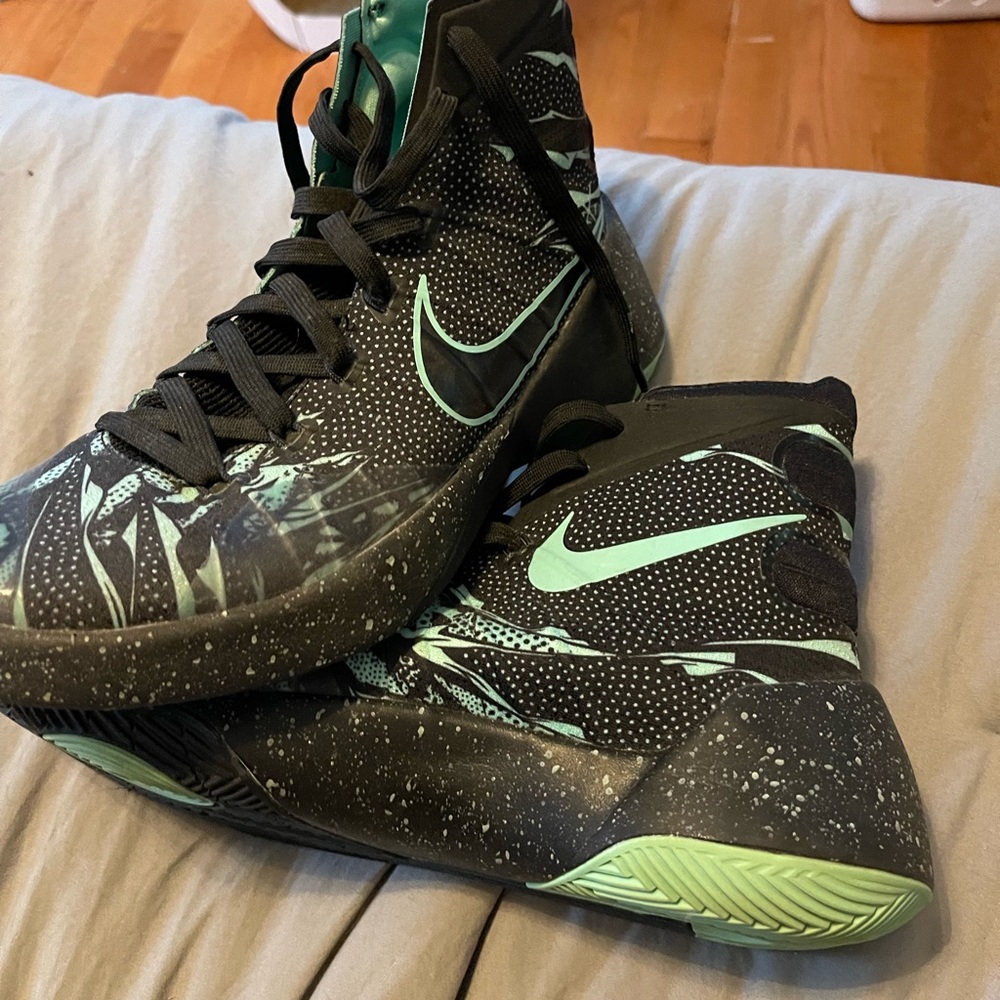 Nike basketball shoes